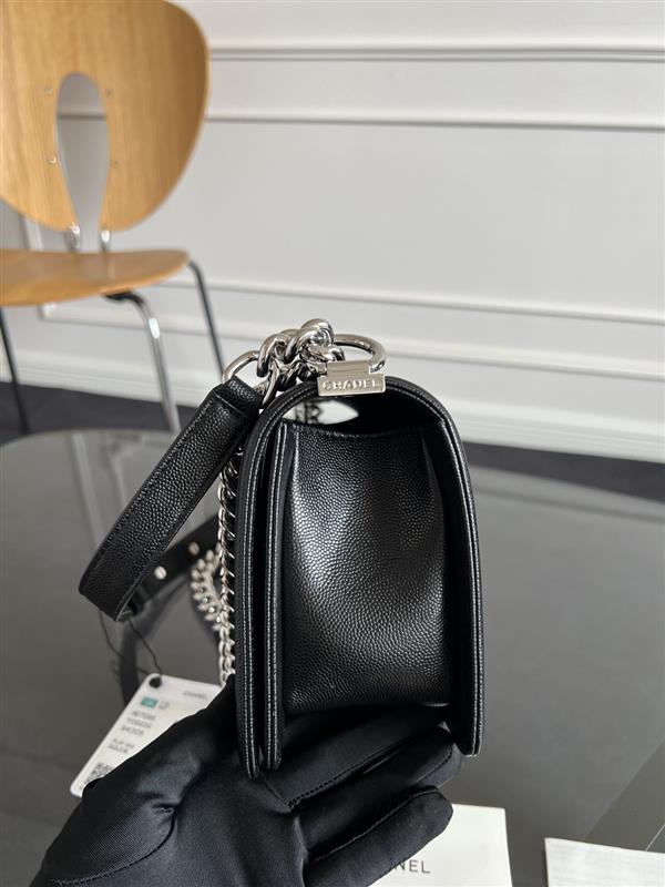 2026127214238132 550